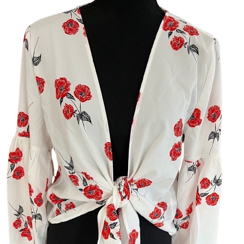 Society Amuse ivory floral print knot tie front top size M. - Picture 5 of 7